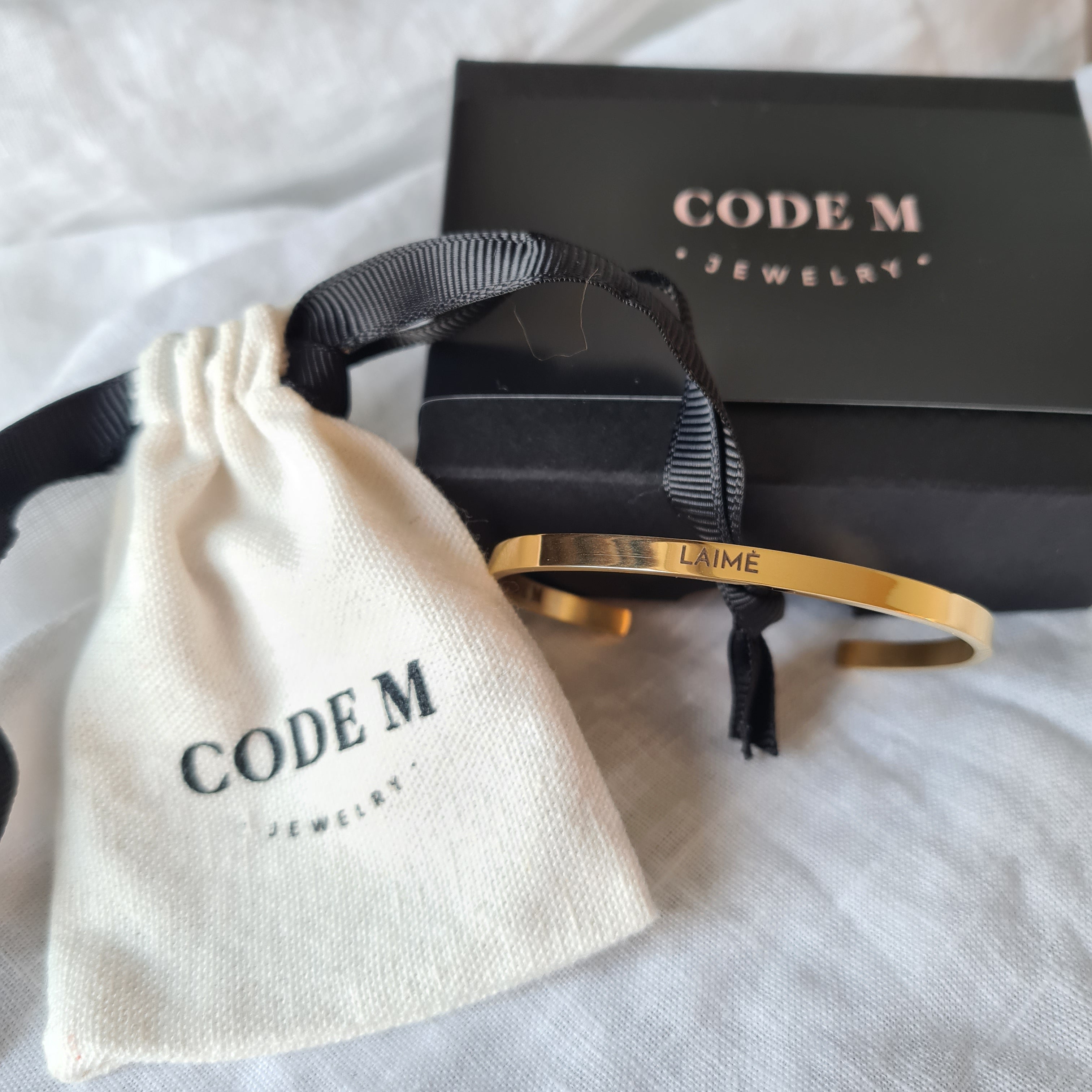 M bracelet deals brand